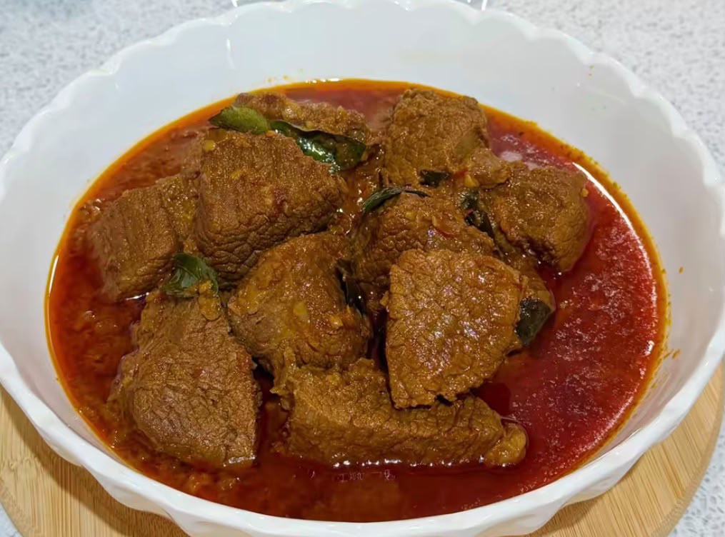🥩 Burmese Beef Curry (မြန်မာအမဲသားဟင်း)